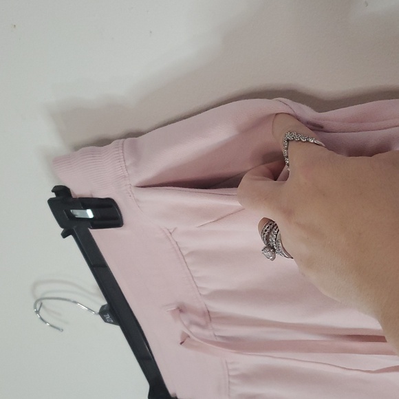 Lululemon Scuba High-Rise Joggers Size 6 Pink Mist Performance Lounge - Picture 2 of 13